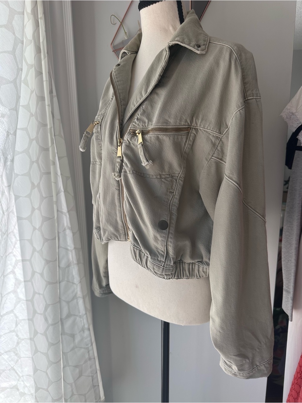 PILCRO ANTHROPOLOGIE Tidal Moto Utility Jacket Cropped Sage Green Tan Sz Medium - Picture 5 of 16